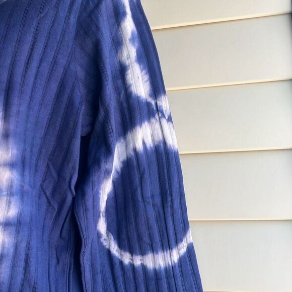 Sheesh Tie Dye Knit Top Purple White Embroidered Neckline Medium NWT Boho Hippie - Picture 5 of 10